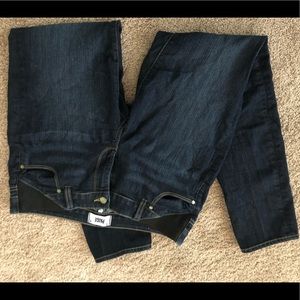 Paige Skyline Skinny Maternity Jeans